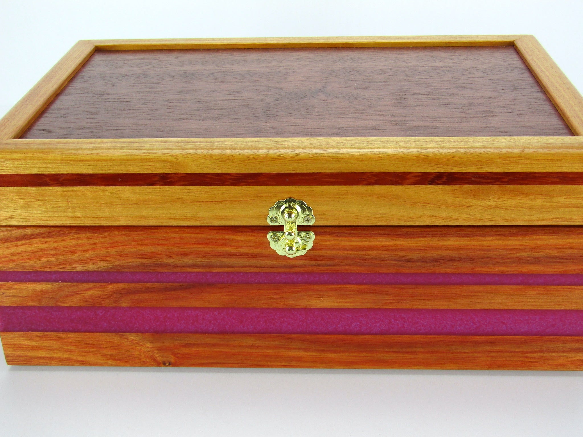 Store Mahogany and alderwood jewelry box