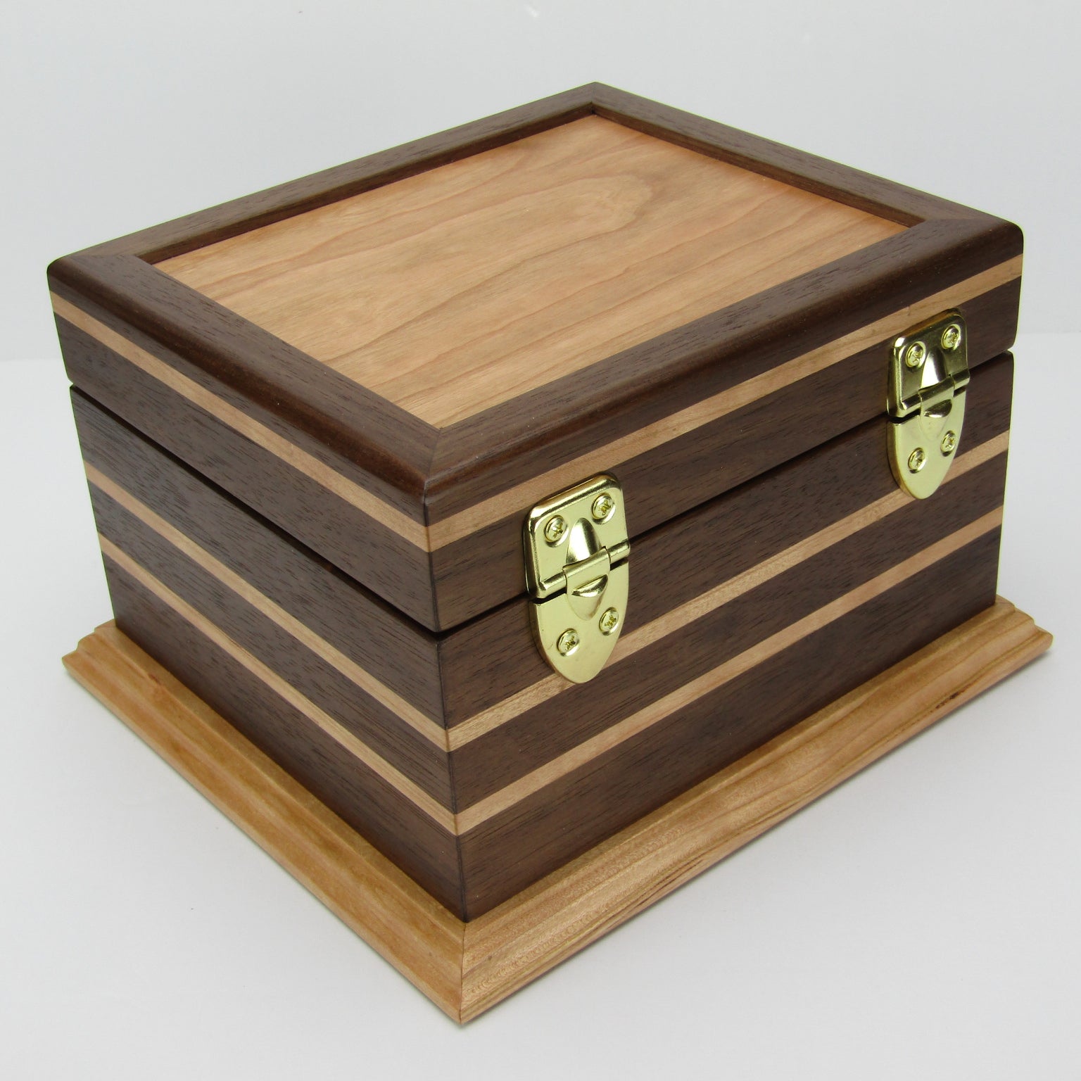 Back view of keepsake memory box handmade from Peruvian walnut and cherry by A Finer Cut Woodwork.