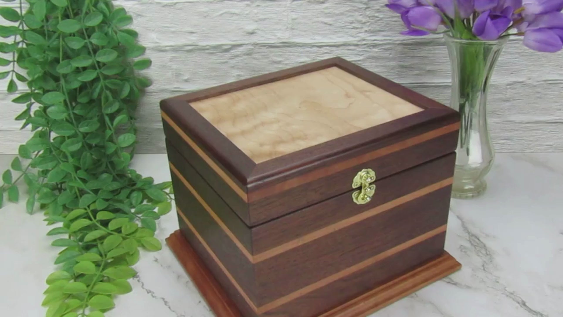 Video showing details of keepsake memory box handmade from Peruvian walnut and pear wood by A Finer Cut Woodwork.