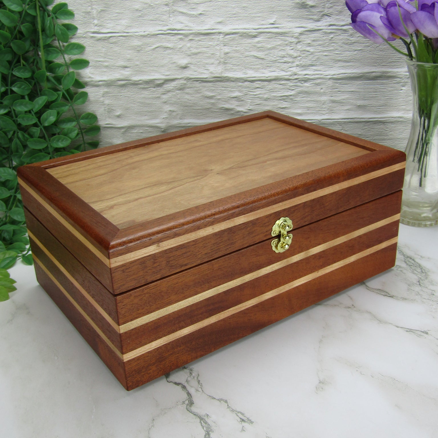 Valet Box for Men - Handmade Mahogany, padauk, and mahogany veneer – A ...